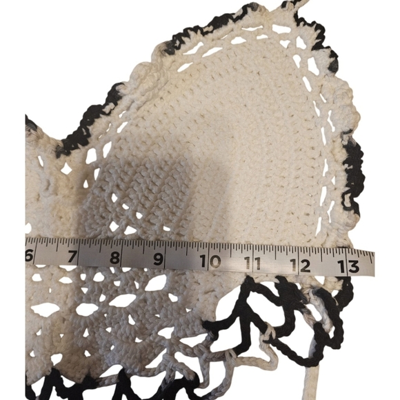 Hand Crafted Crochet Crop-Top Handmade Ombré black & White Bikini cover-up - Picture 16 of 17